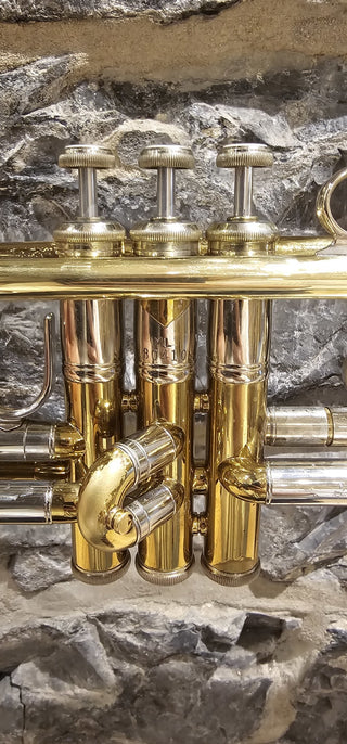 Bach Stradivarius 18037 Bb Trumpet