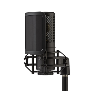 Shure KSM32C Cardioid Condenser Microphone With Shock Mount