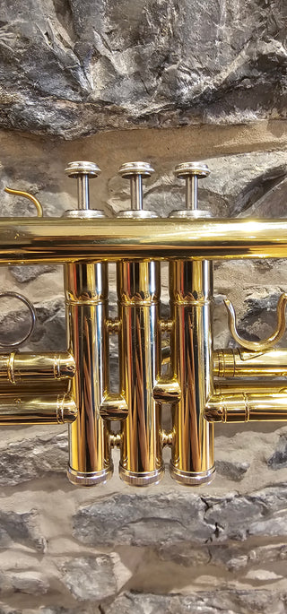 Pre-Owned Glory Bb Trumpet