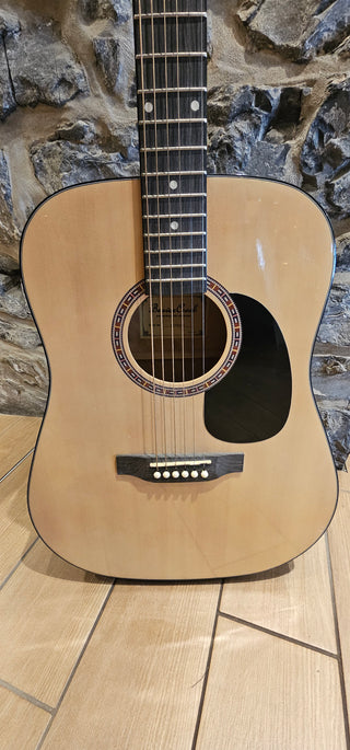 Pre-Owned Beaver Creek Acoustic Guitar