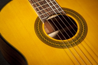 Guitare Classique Takamine GC1CE-NAT
