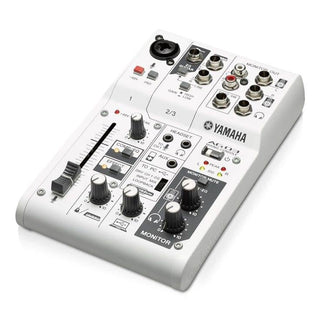 Console Yamaha 3 Entrées AG03MK2