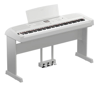 Yamaha DGX670 Digital Piano