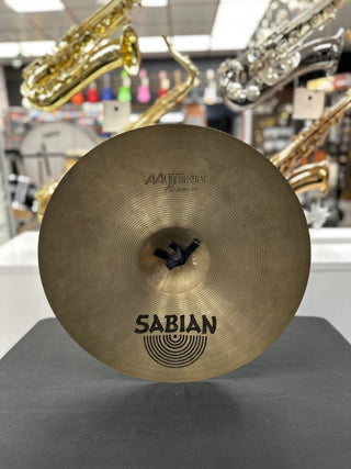 Cymbales Sabian Frappées AA Viennoise