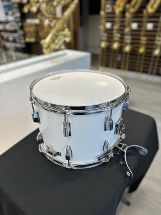 Caisse Claire de Marche Blanche 14” Usagée
